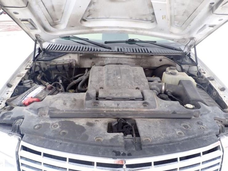 2009-lincoln-navigator-image-59