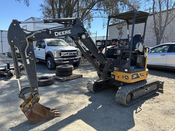 2024-deere-26-p-tier-image-2