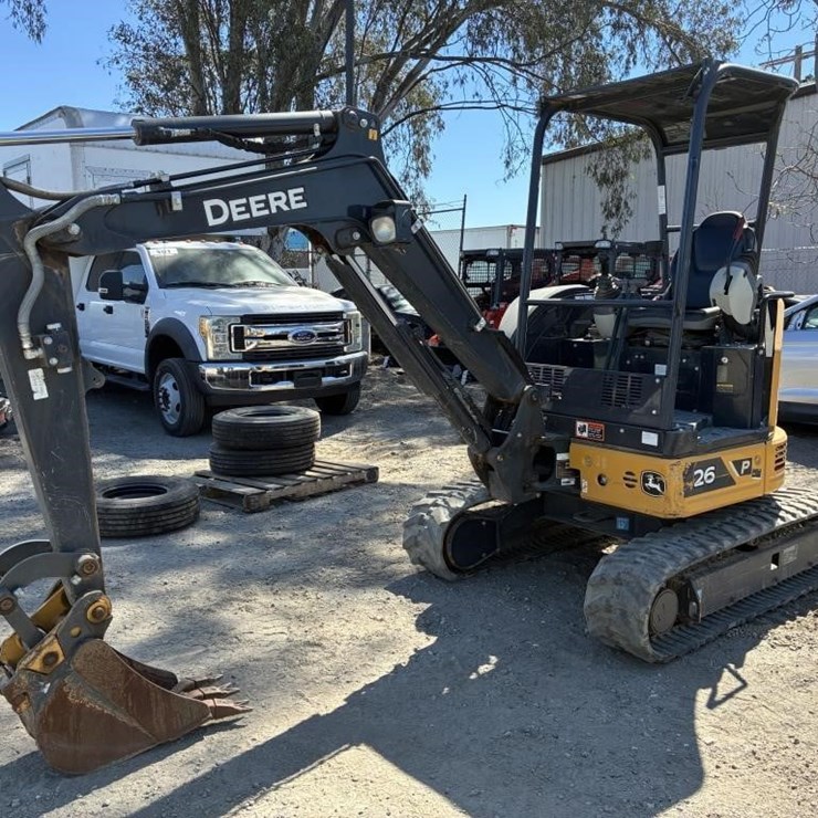 2024 DEERE 26 P-TIER