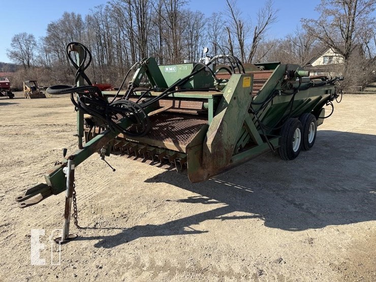 kelley-mfg-co-poultry-house-cleanout-machine-6107-image-1