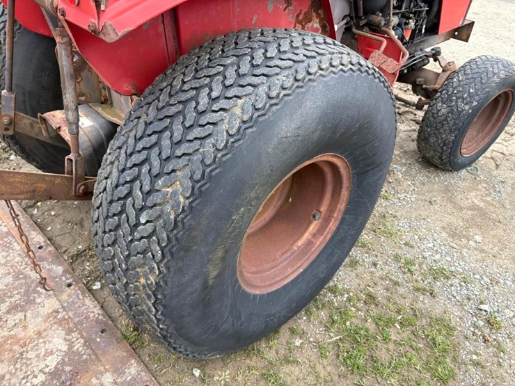 massey-ferguson-1020-image-8