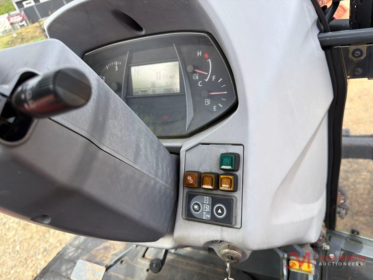 kubota-m6s-111d-image-18