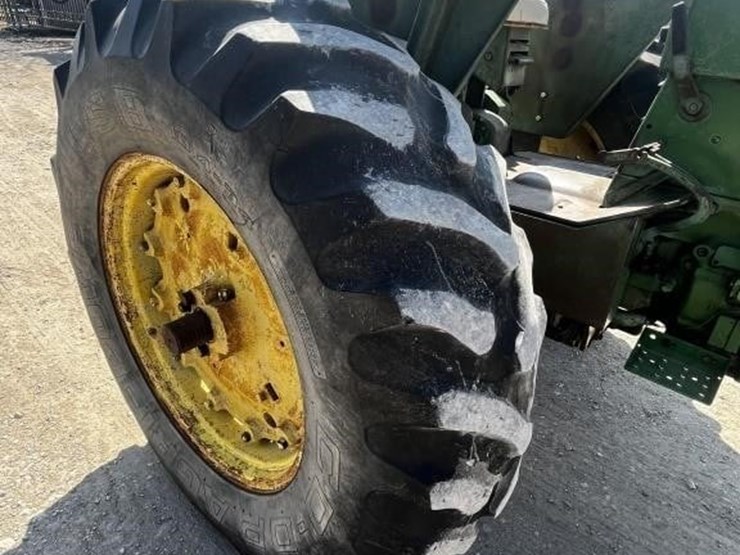 john-deere-4020-image-14