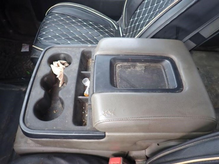 2019-chevrolet-silverado-3500hd-image-27