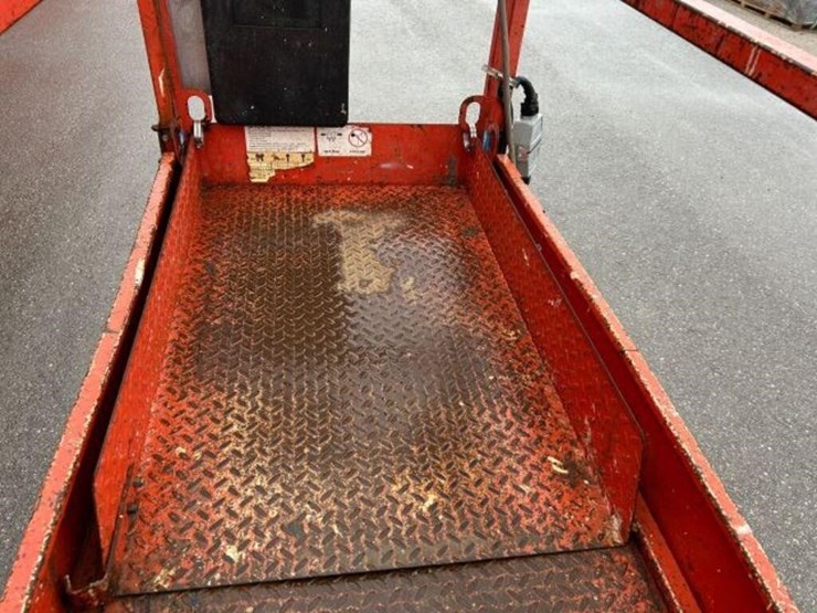 2009-skyjack-sjiii3219-image-10