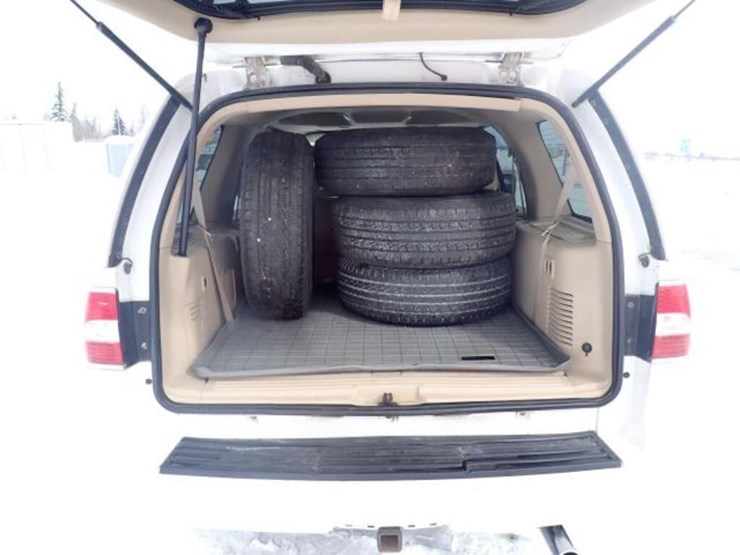 2009-lincoln-navigator-image-53