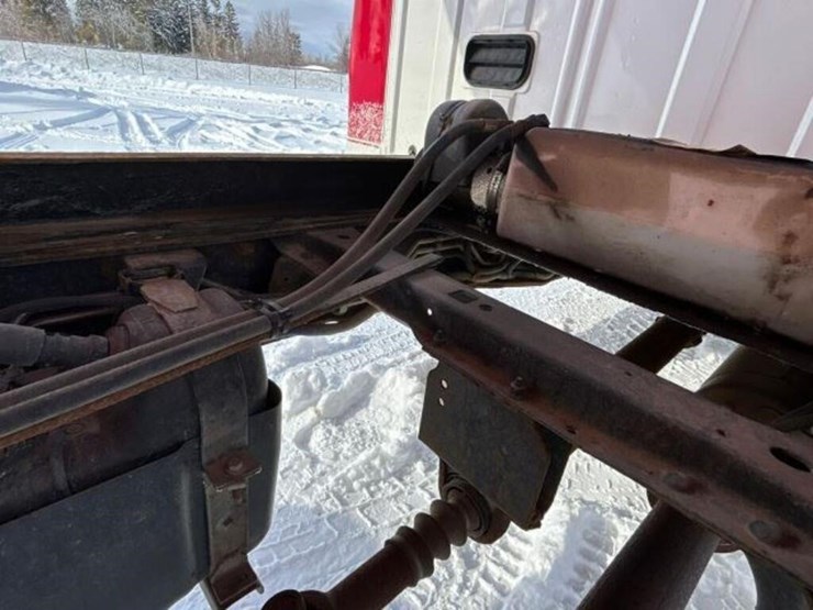 2015-ford-f550-xl-image-74