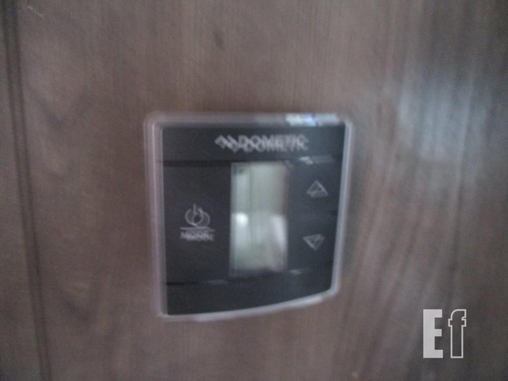 2020-jayco-jay-flight-rocky-mountain-edition-242bhs-image-21