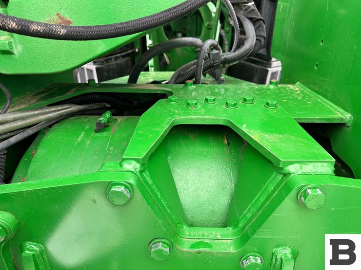 2011-john-deere-9530-image-104