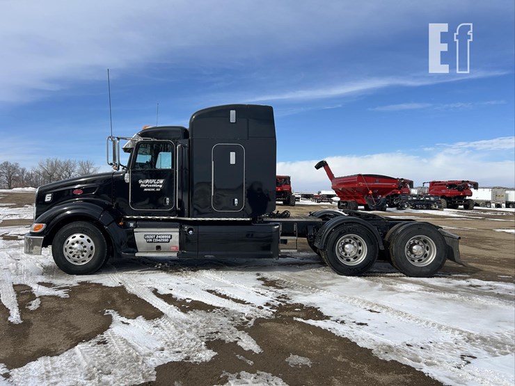 2012-peterbilt-386-image-8