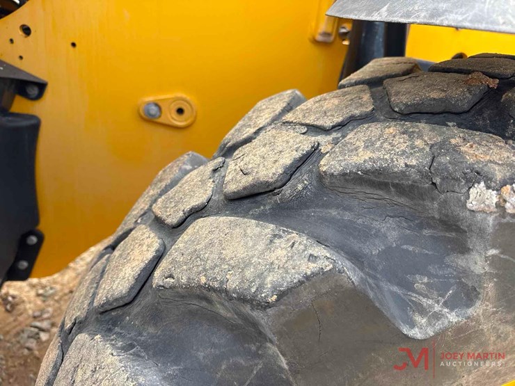 2016-jcb-507-42-image-12