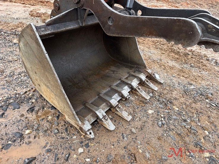 2012-kubota-kx057-4-image-14