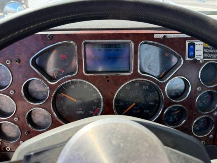 2009-mack-granite-gu813-image-13