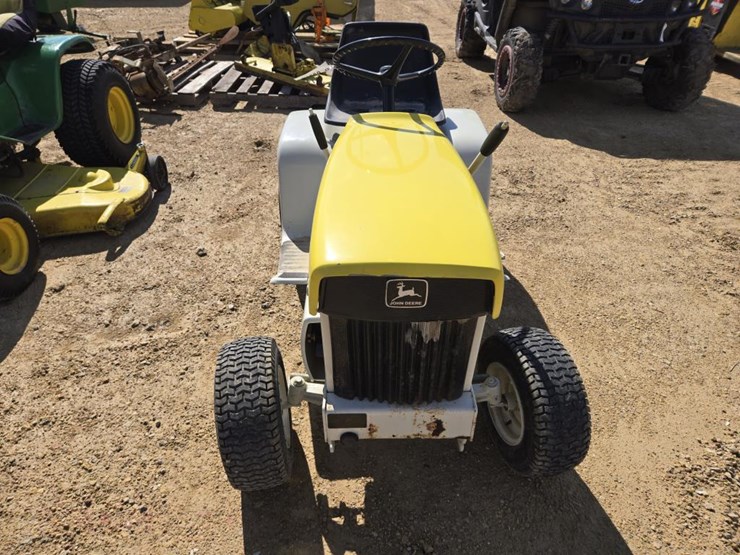 john-deere-110-image-2