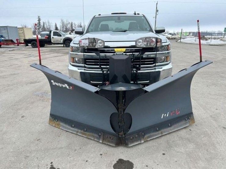 2018-chevrolet-silverado-2500hd-image-85