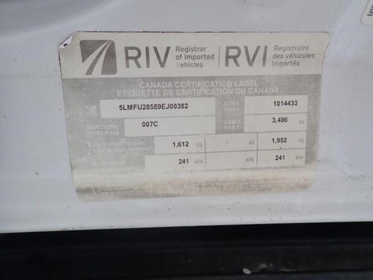 2009-lincoln-navigator-image-11