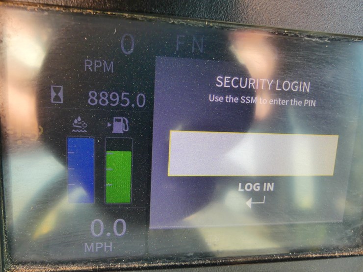 2018-deere-770g-image-23