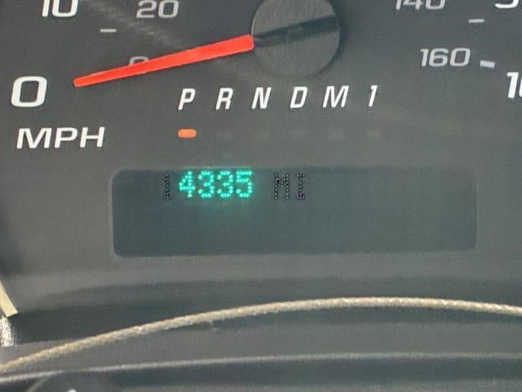 2023-gmc-3500-image-16