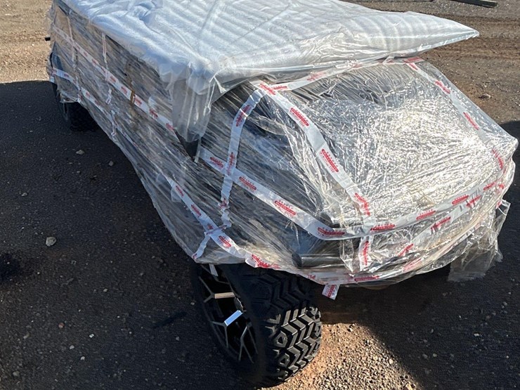 sdlanch-sdlgc100-electric-6-seat-gilf-cart-image-1