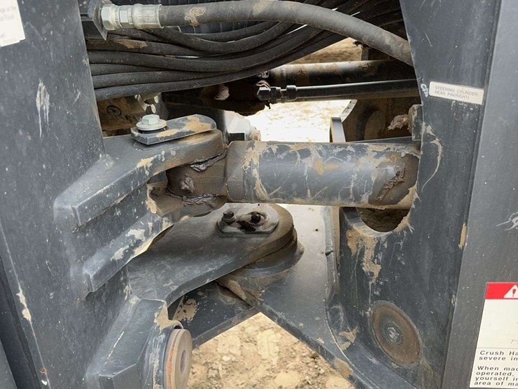 2018-komatsu-wa270-image-28