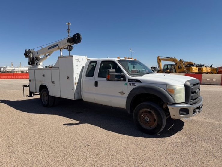 2013-ford-f550-image-3