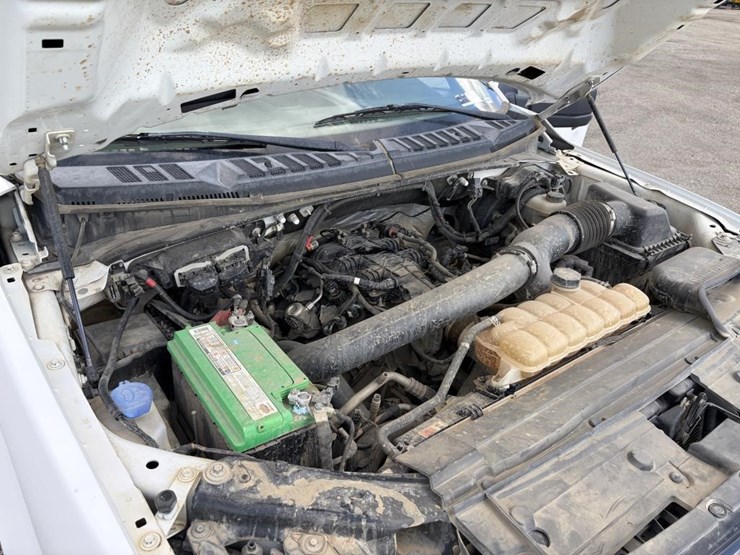 2018-ford-f150-xl-image-7