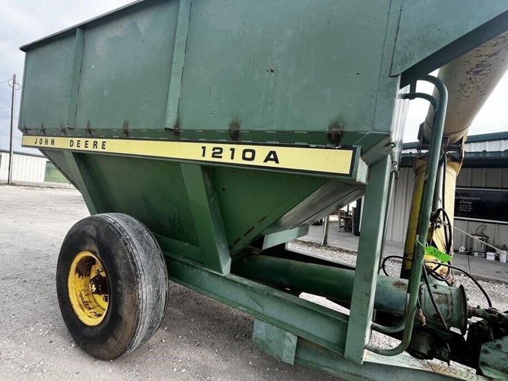 john-deere-1210-image-3