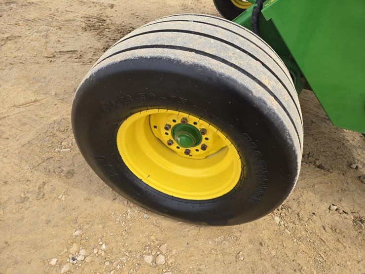 john-deere-567-image-7