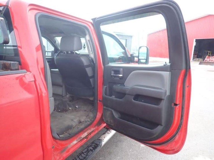 2019-chevrolet-silverado-3500hd-image-41