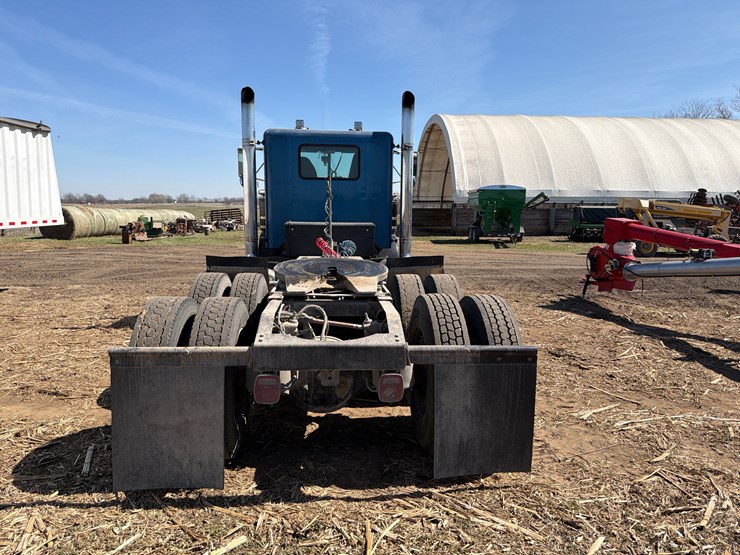 1988-peterbilt-378-image-8