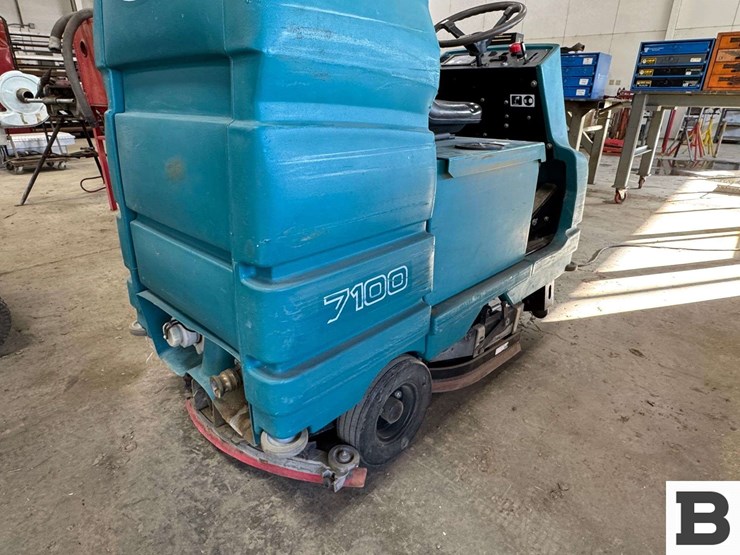 tennant-7100-image-3