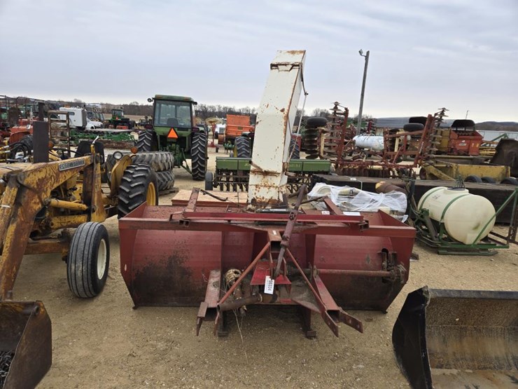 #334-•-lundell-3-pt-6'-snowblower-image-2