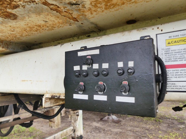 2011-heil-trailer-image-9