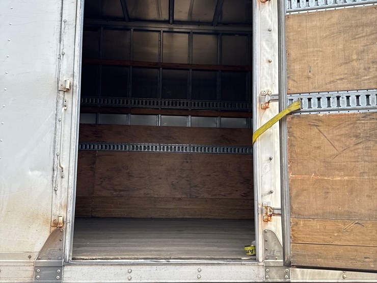 2016-international-ma025-single-axle-box-truck-image-7