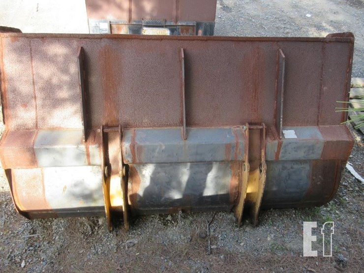 92"-gp-loader-bucket-image-3