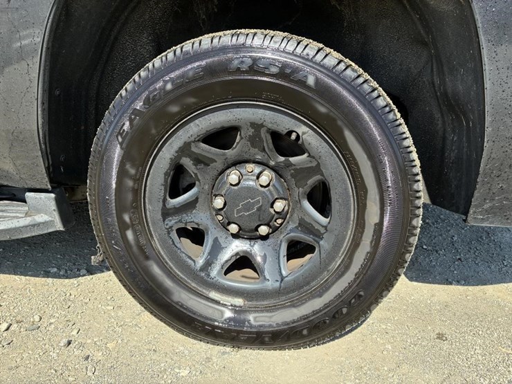 2020-chevrolet-tahoe-image-5