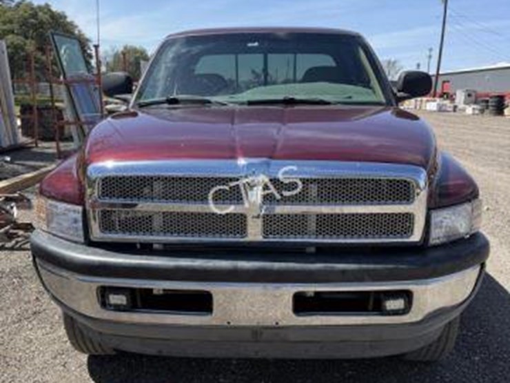 2001-dodge-ram-2500-image-2