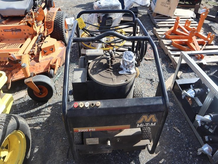 hot-water-pressure-washer-image-3