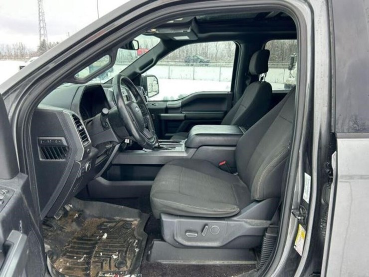 2017-ford-f150-xlt-image-21