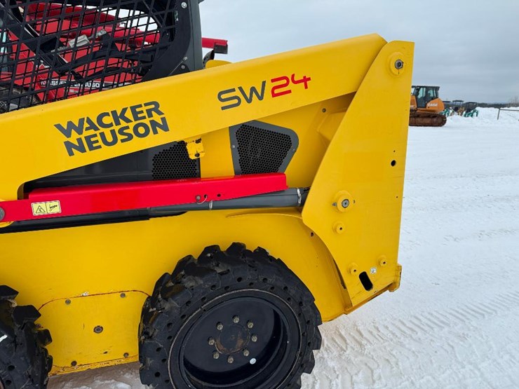 wacker-neuson-sw24-image-9
