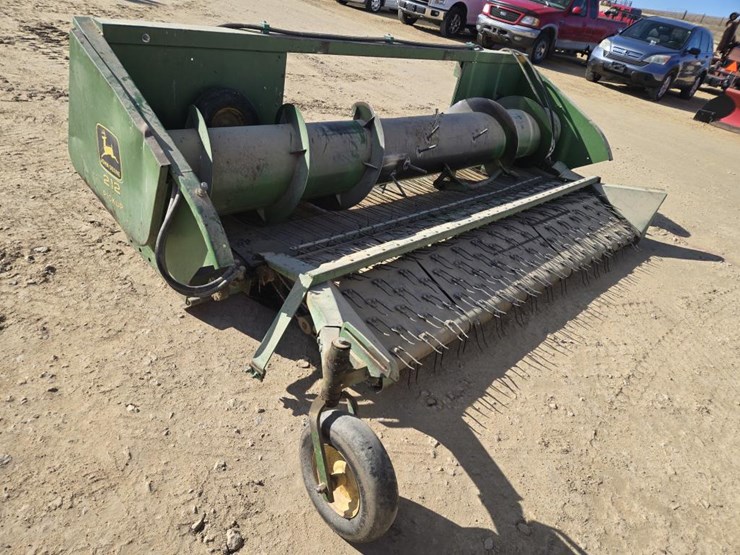 john-deere-212-image-8