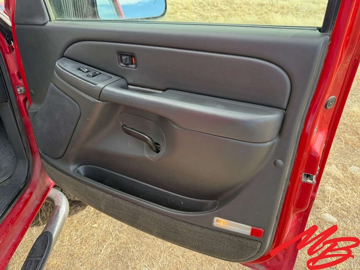 2004-chevrolet-2500-image-44