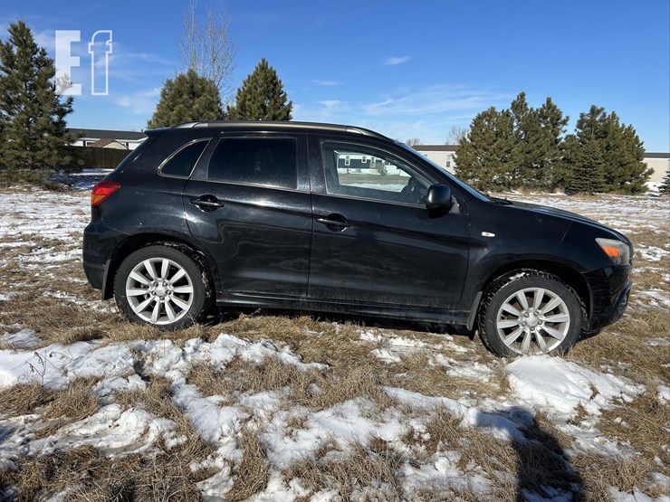 2011-mitsubishi-outlander-image-4