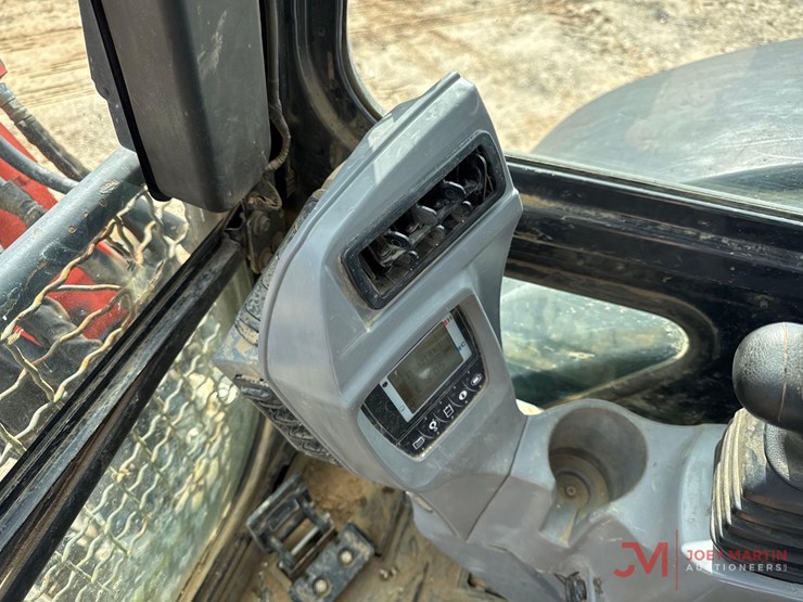 2017-kubota-kx057-4-image-12