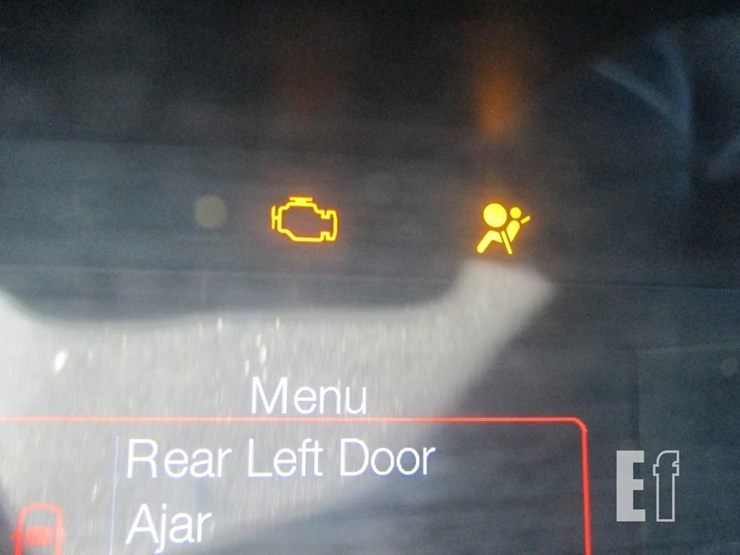 2018-ford-explorer-image-12