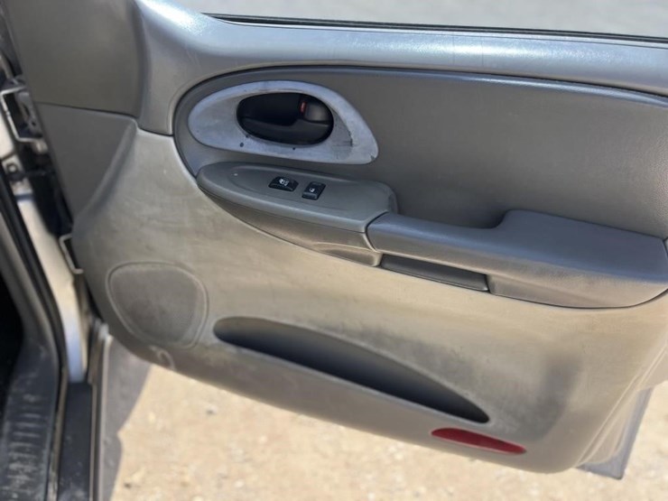 2004-chevrolet-trailblazer-image-15