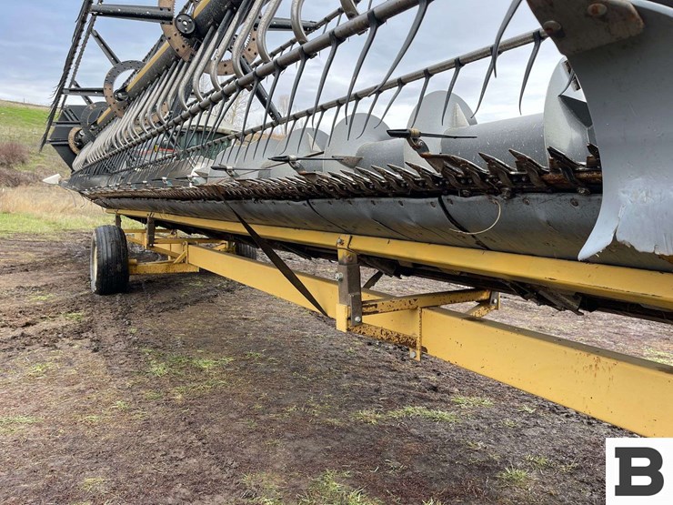 2005-gleaner-r75-image-26