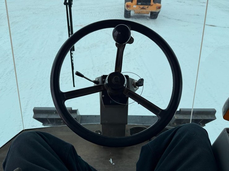 massey-ferguson-8780-image-69