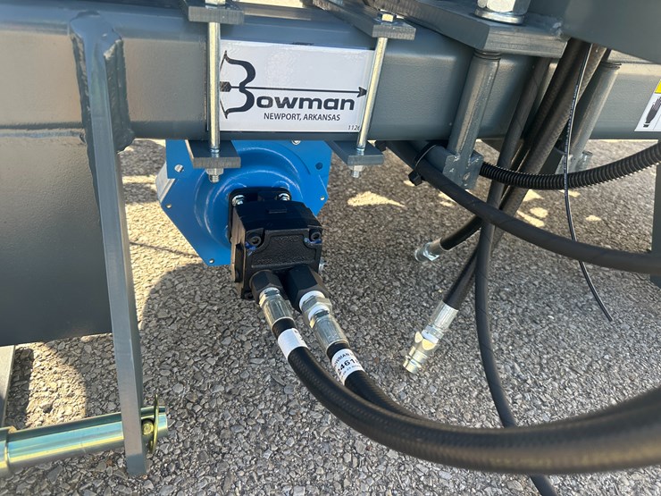 #32796-•-**unused-bowman-agmate-41'-300-gallon-3pt-sprayer-image-14