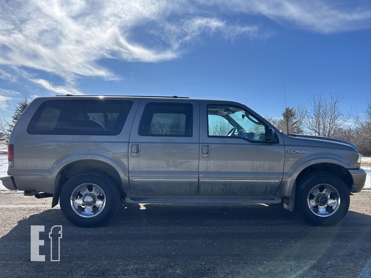 2003-ford-excursion-image-4